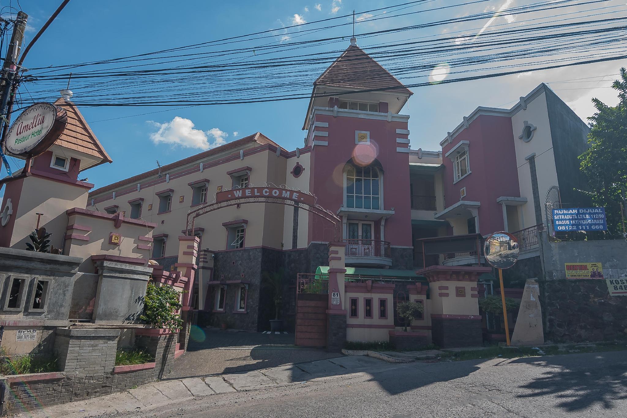 Reddoorz Near Setrasari Mall 2 Bandung Buitenkant foto