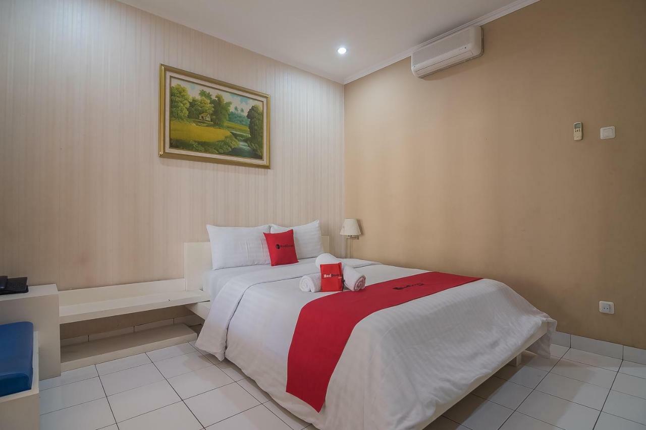 Reddoorz Near Setrasari Mall 2 Bandung Buitenkant foto